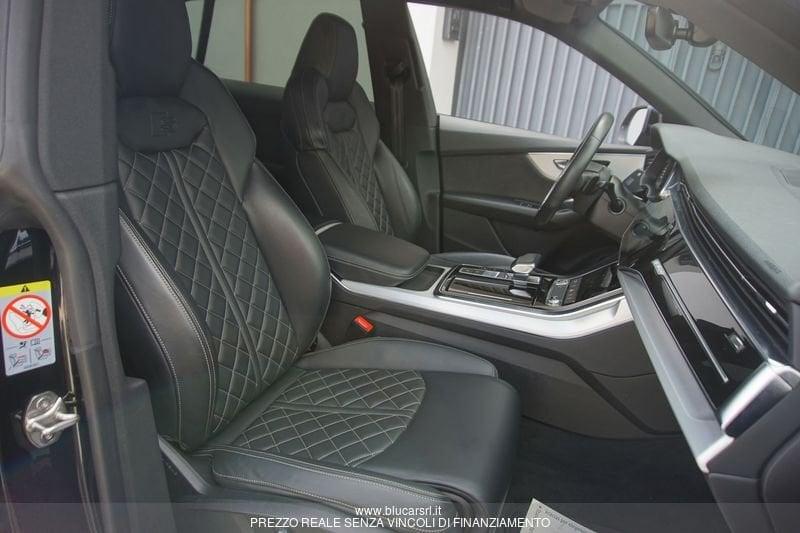 Audi Q8 45 TDI quattro tiptronic Sport