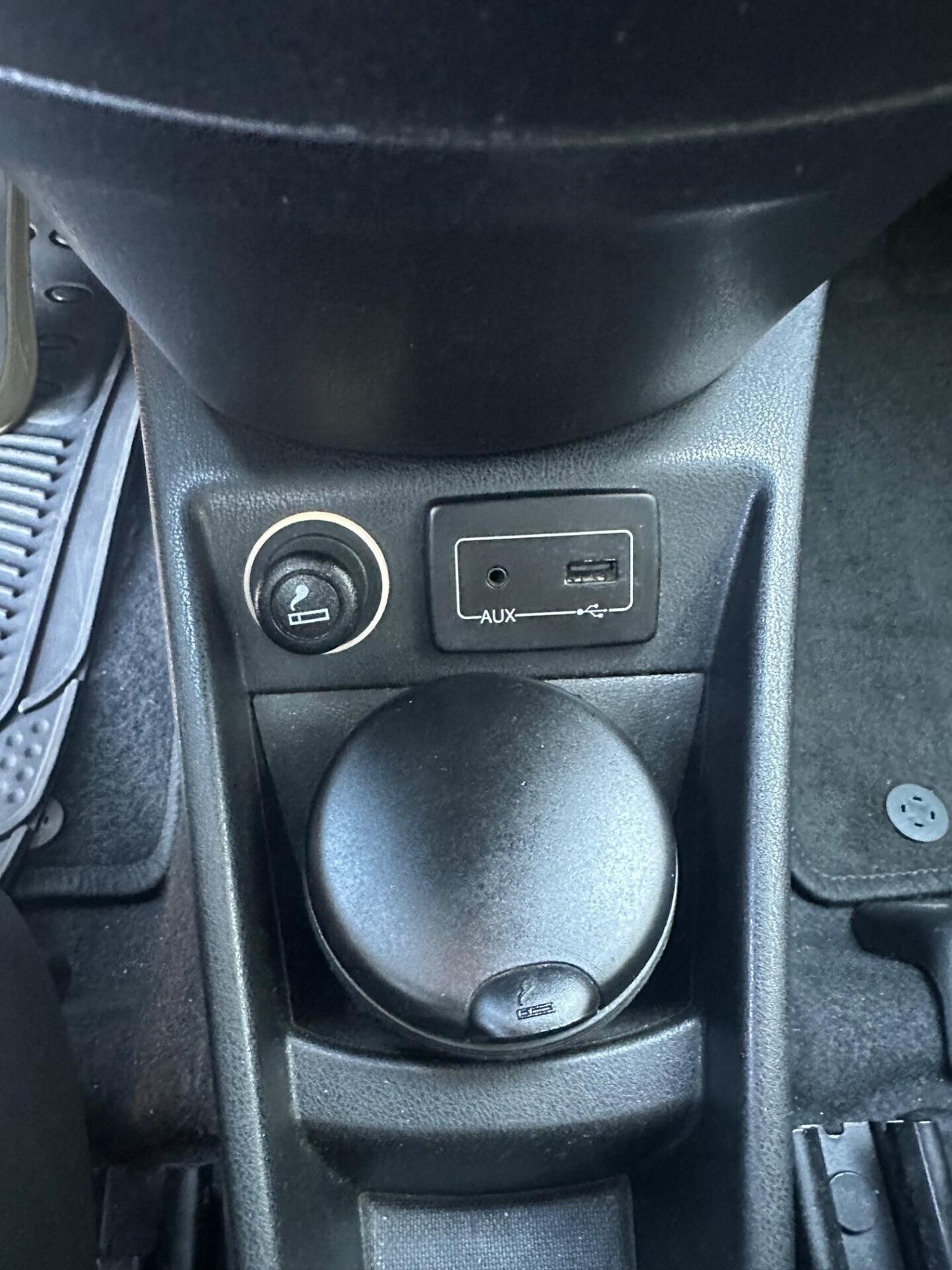 Lancia Ypsilon 1.2 69 CV 5 porte GPL Ecochic Gold/ B.SHAFT