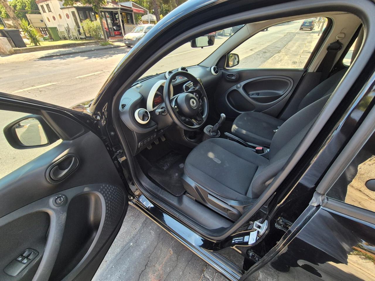 Smart ForFour 70 1.0 Youngster