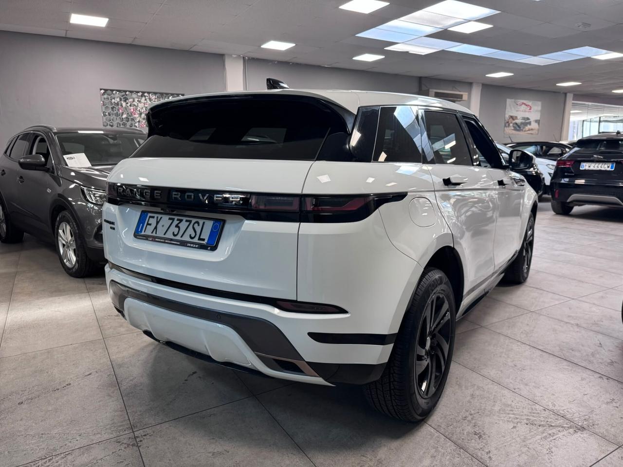 Land Rover Range Evoque 2.0D I4-L.Flw 150CV AWD Auto R-Dynamic SE