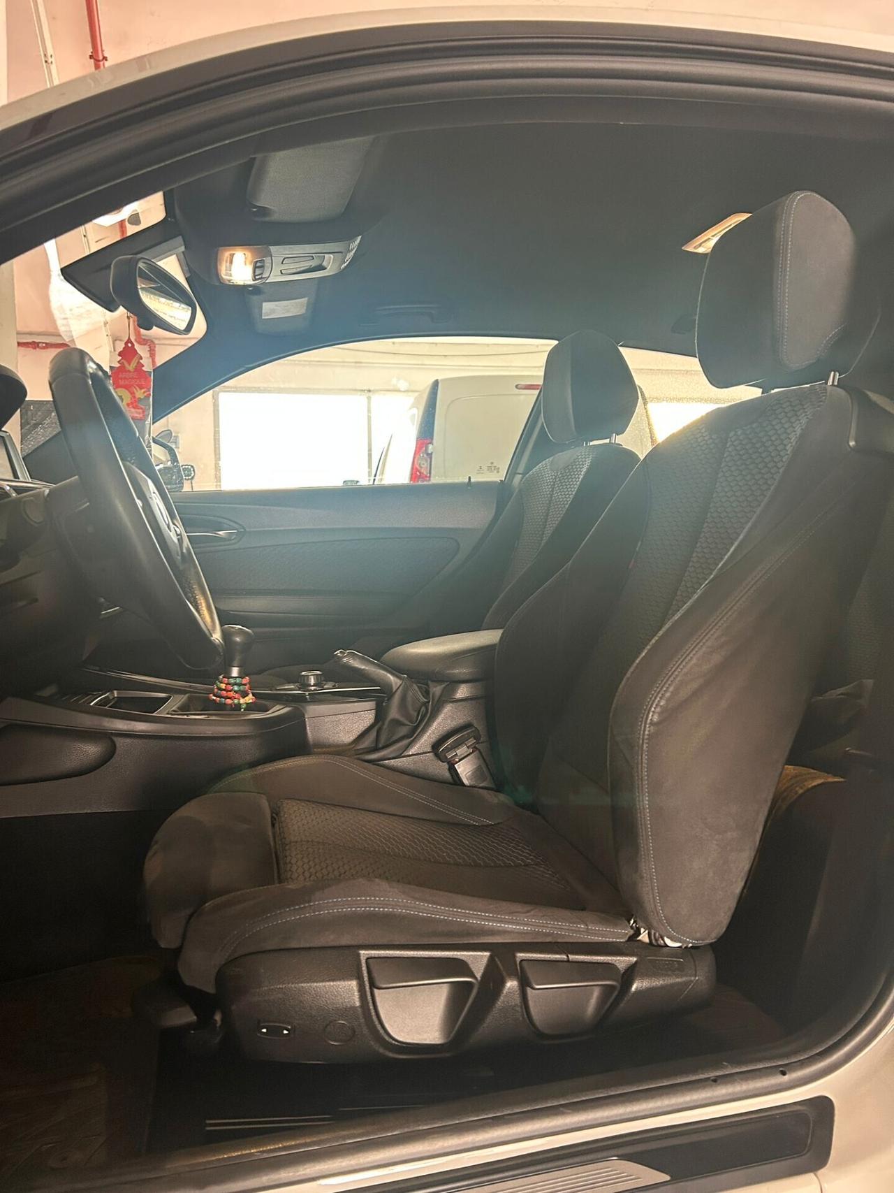 Bmw 118 118d 3p. Urban