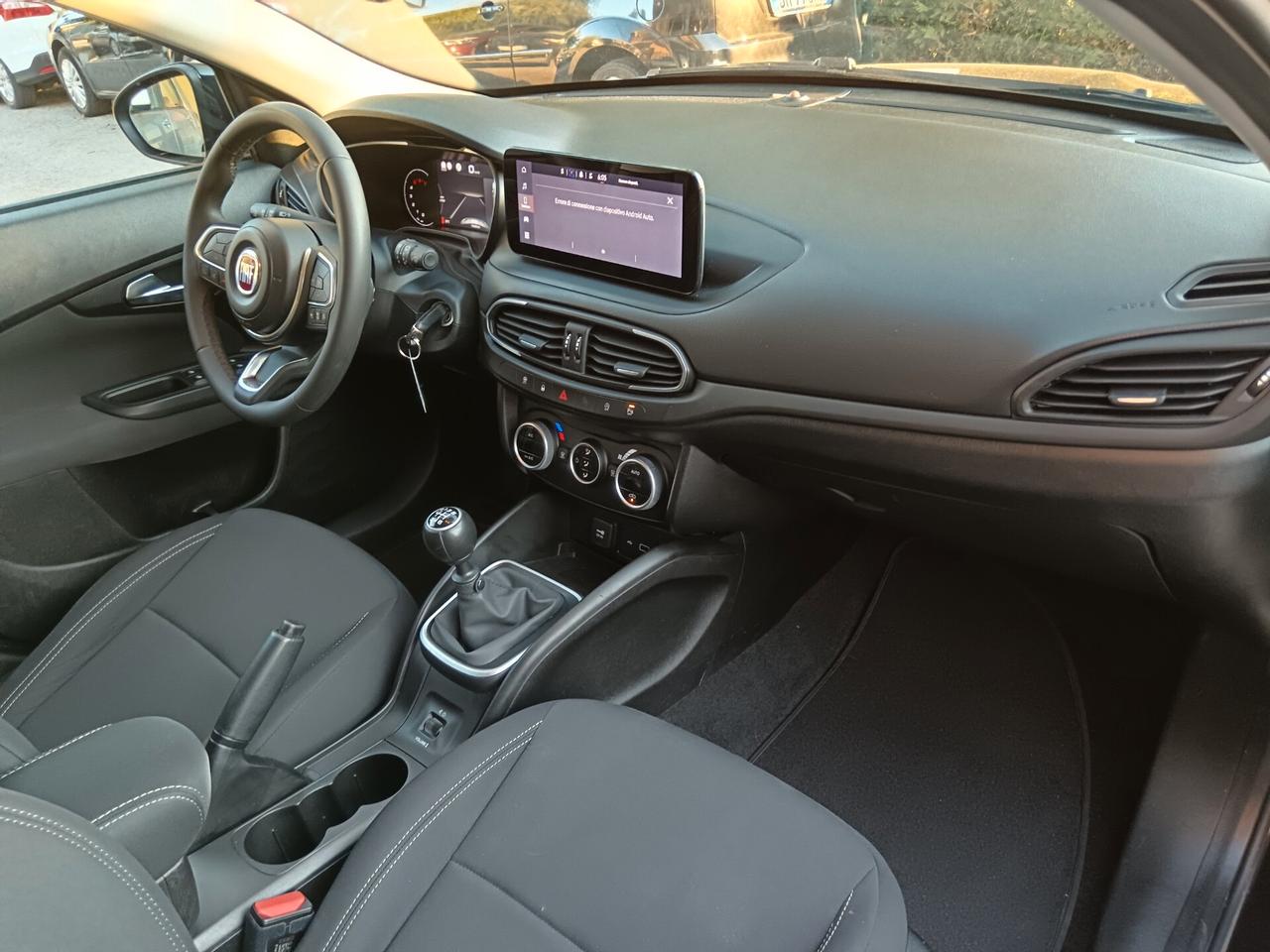 Fiat Tipo 1.6 MJT 5P 130CV CROSS NUOVISSIMA