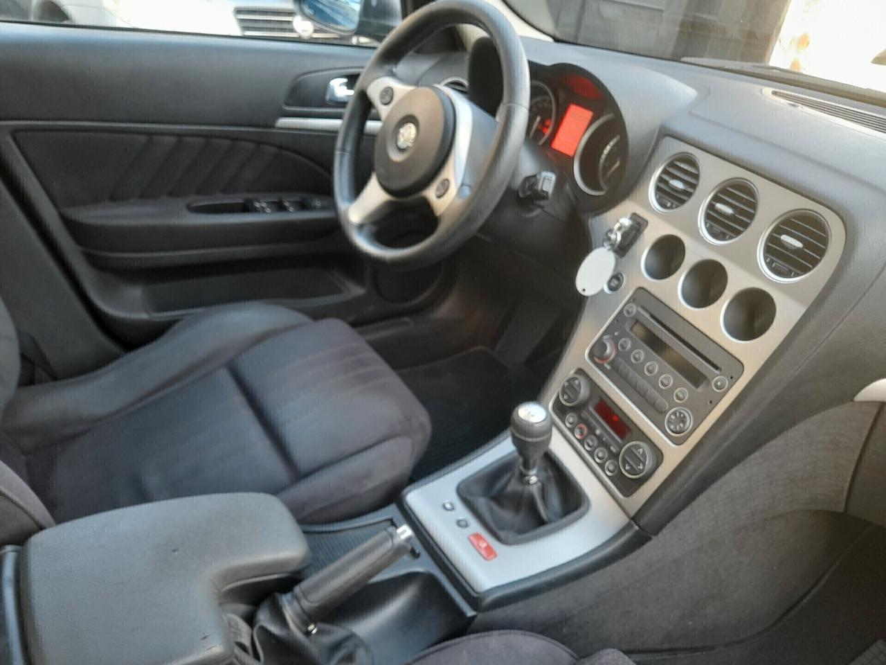 Alfa Romeo 159 1.8 GANCIO TRAINO