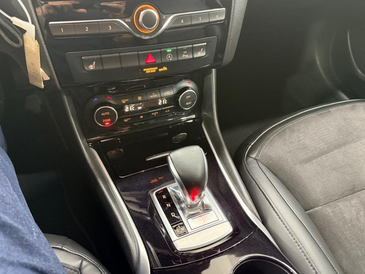 Infiniti Q30 1.5 diesel DCT Premium OK NEOPATENTATI