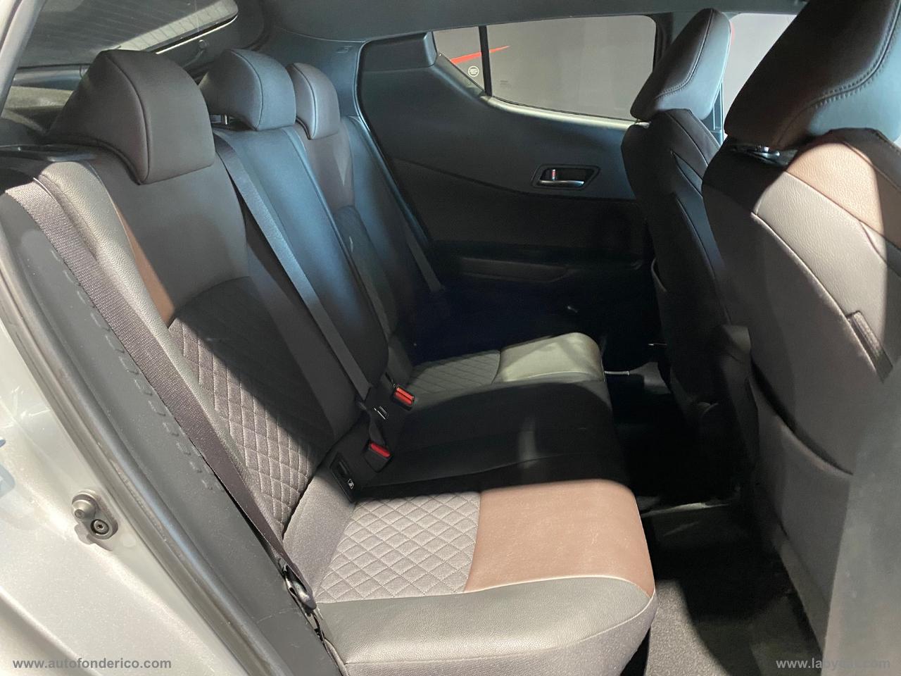 TOYOTA C-HR 1.8 Hybrid E-CVT Lounge
