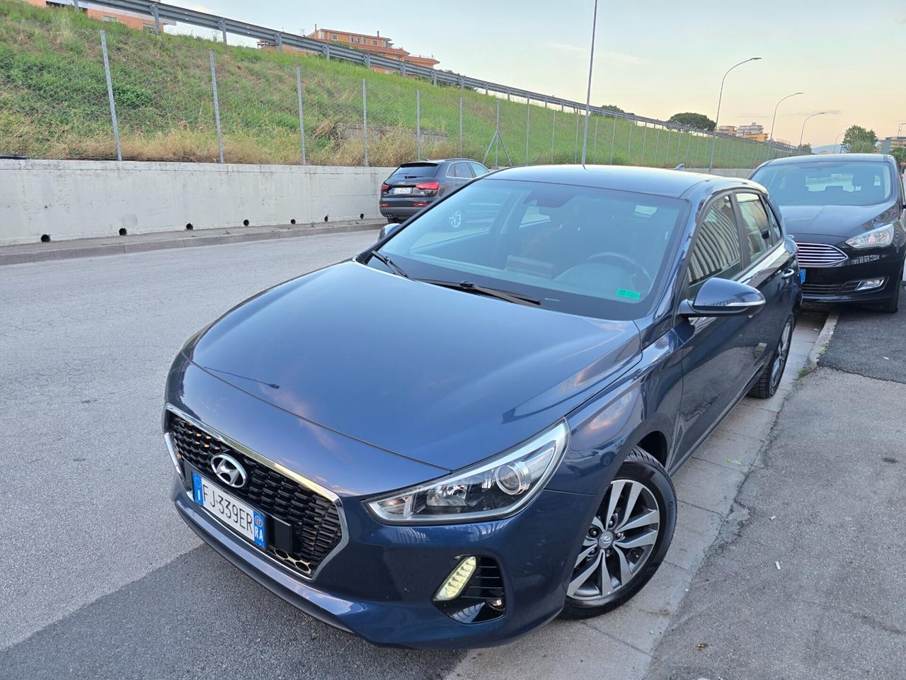 Hyundai i30 1.6 CRDi 110CV 5 porte Comfort