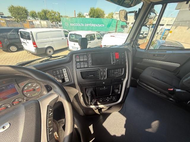 IVECO AS440S40T/P