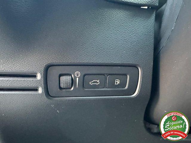 VOLVO XC40 T5 Recharge Plug-in Hybrid automatico Core