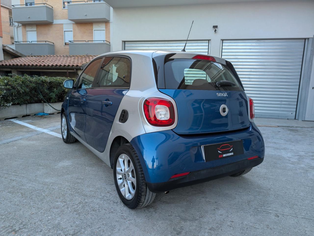Smart ForFour 1.0 benzina Passion 2016