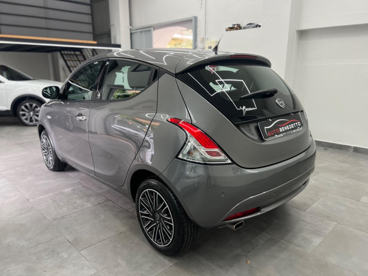 Lancia Ypsilon 1.2 69 CV GPL Ecochic Gold 2019