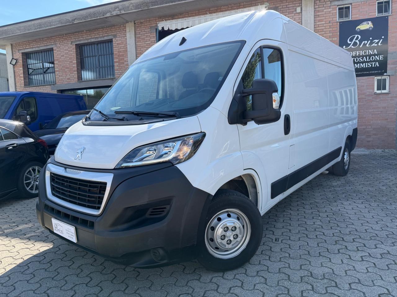 Peugeot Boxer 35 2.2 BlueHDi 140 S&S L3H2