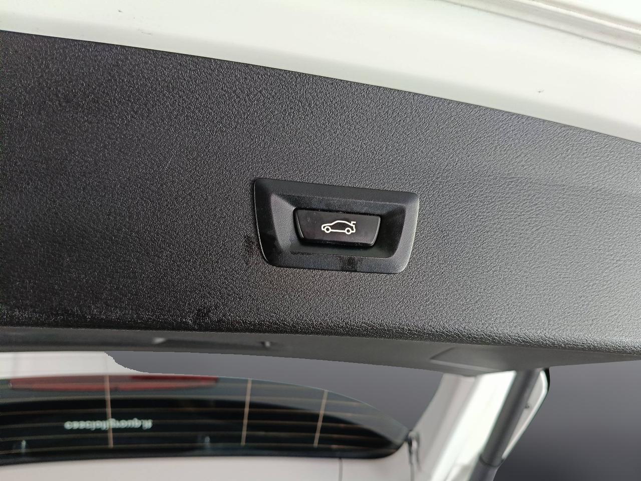 BMW X1 F48 2019 - X1 sdrive18d xLine Plus auto