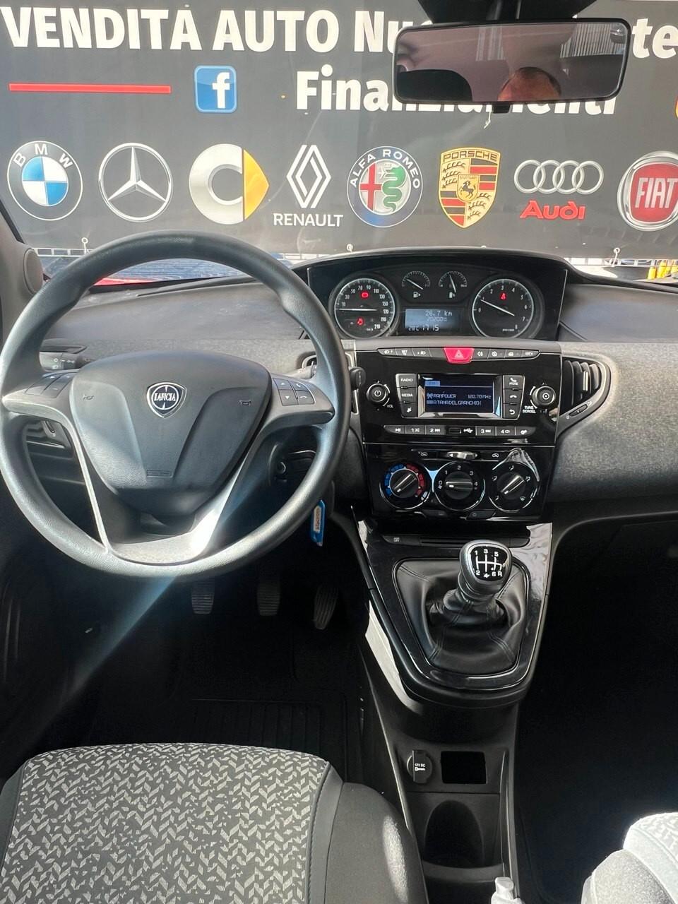 Lancia Ypsilon 1.0 FireFly 5 porte S&S Hybrid - AZIENDALE - EURO6 - NO VINCOLO FINANZIAMENTO