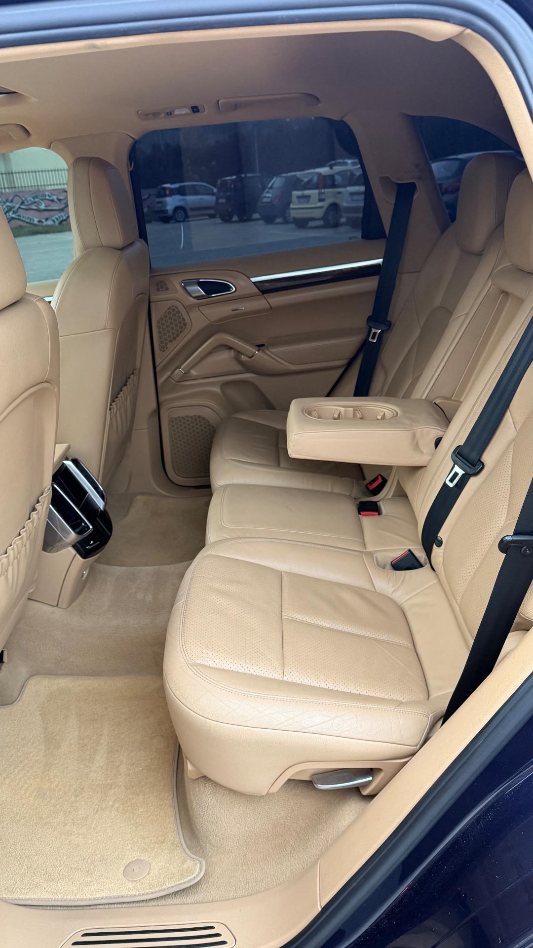 Porsche Cayenne 3.0 Diesel perfetta