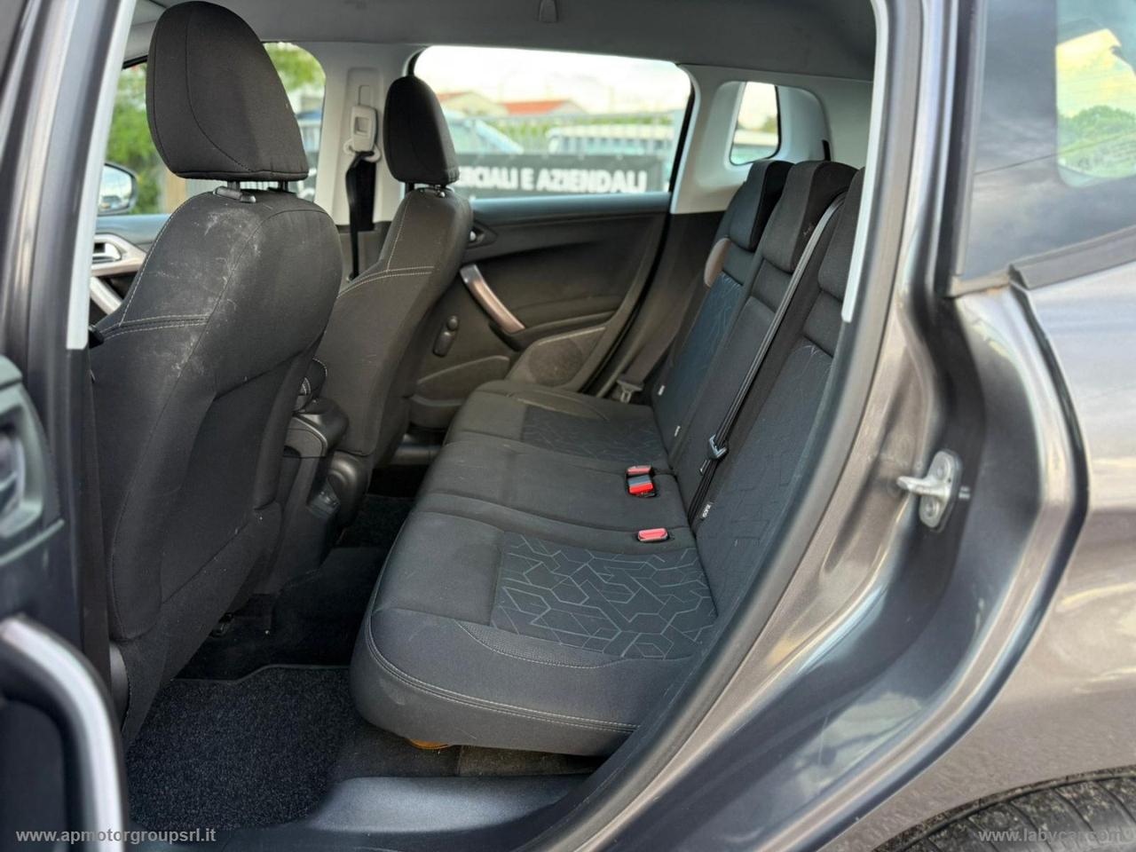 PEUGEOT 2008 PureTech 82 Allure