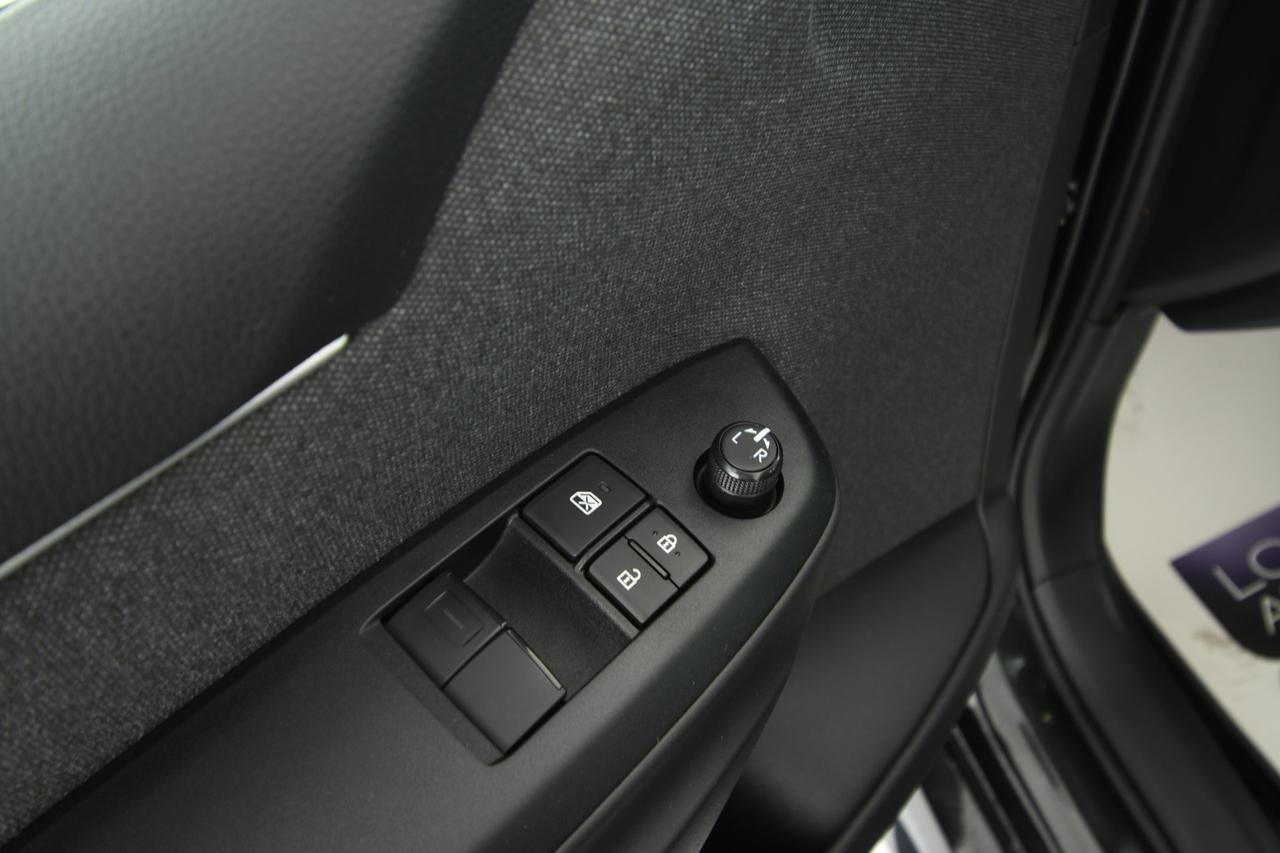 TOYOTA Yaris 1.5h Business CAMERA+ACC+APP CONNECT+NEOPATENTATI