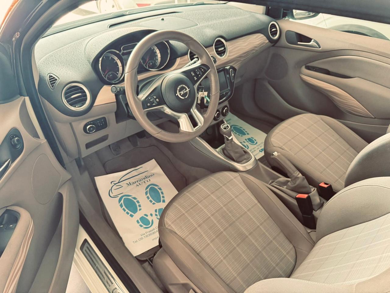 Opel Adam 1.2 70 CV White/Black Link Ottima per neo Patentati Con Tetto STellato