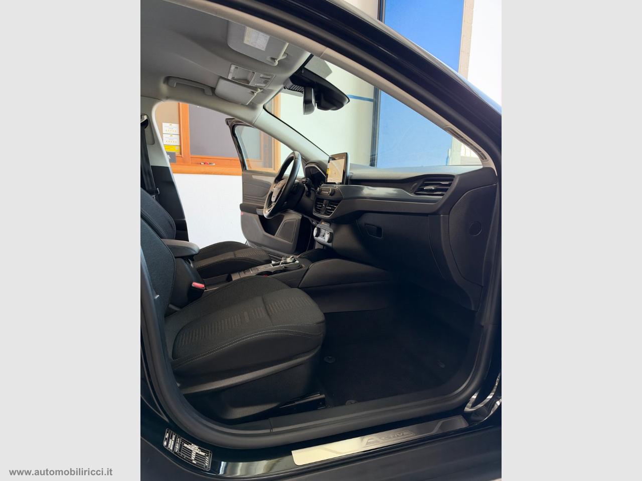 FORD Focus 1.0 EcoBoost 125CV aut 5p ACTIVE
