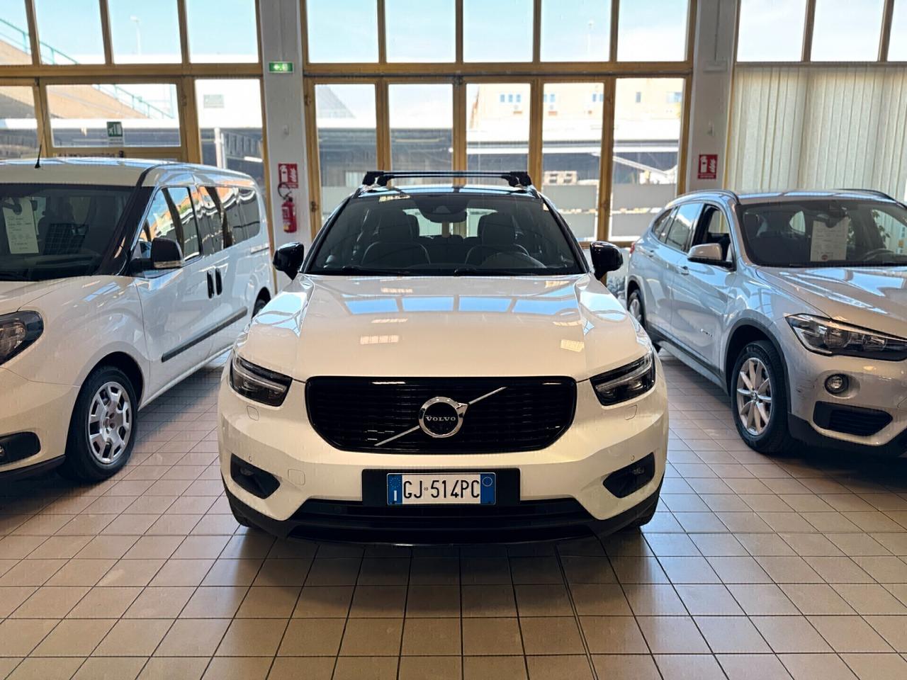 Volvo XC40 D4 AWD Geartronic R-design FULL OPTIONAL