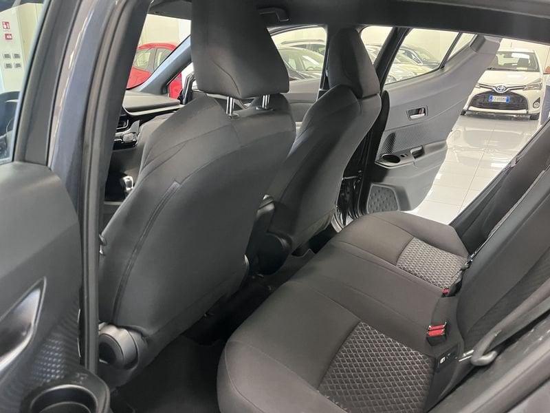 Toyota C-HR C-HR 1.8 Hybrid E-CVT Active