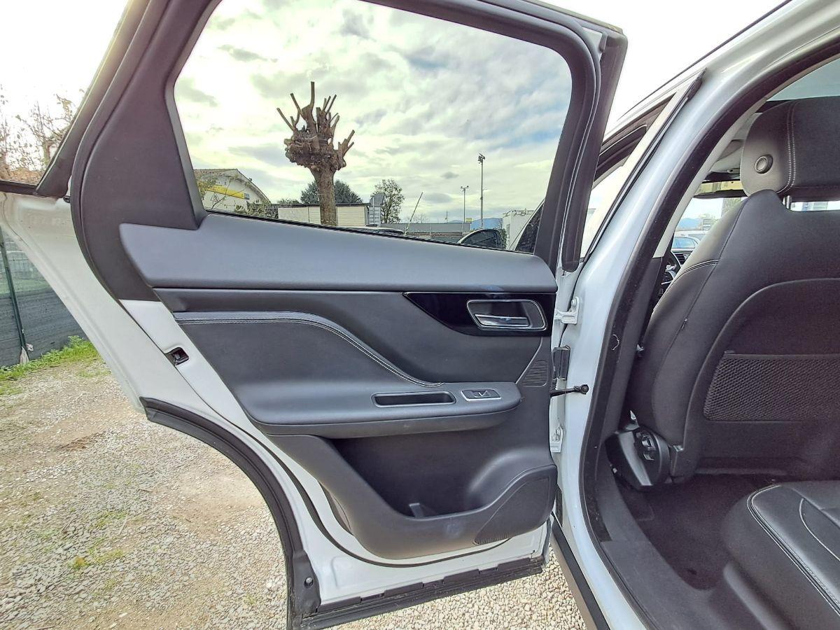 JAGUAR - F-Pace 2.0d R-Sport awd 180cv auto
