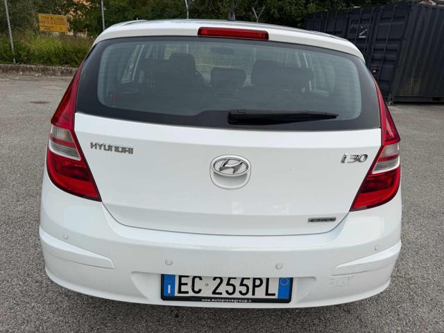 HYUNDAI i30 1.6 CRDi 90CV 6m. 5p. Limited Edition Bellissima
