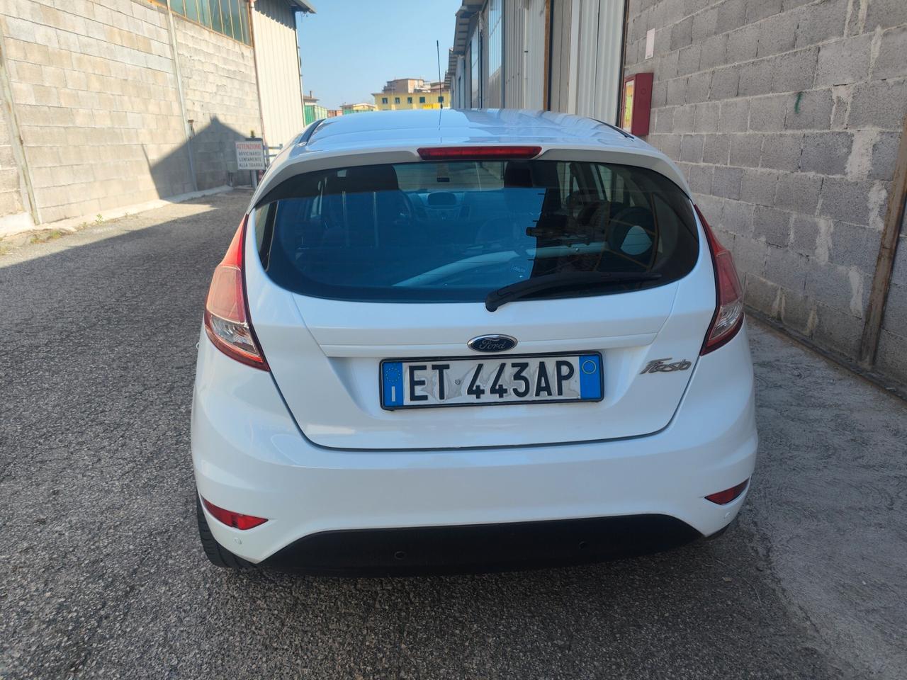 Ford Fiesta 1.4 5p. Bz.- GPL Titanium GPL APPENA RINNOVATO