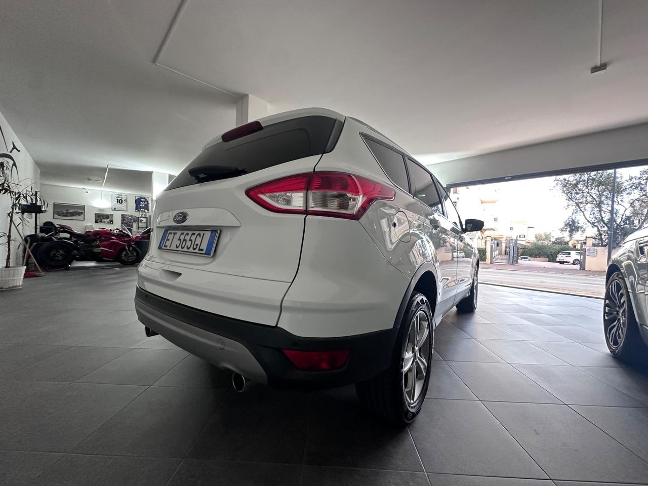Ford Kuga 2.0 TDCI 140 CV 2WD