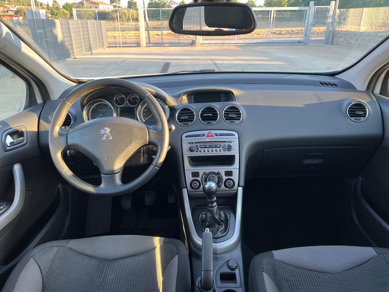 Peugeot 308 1.6 8V e-HDi 112CV Stop&Start 5p. Access