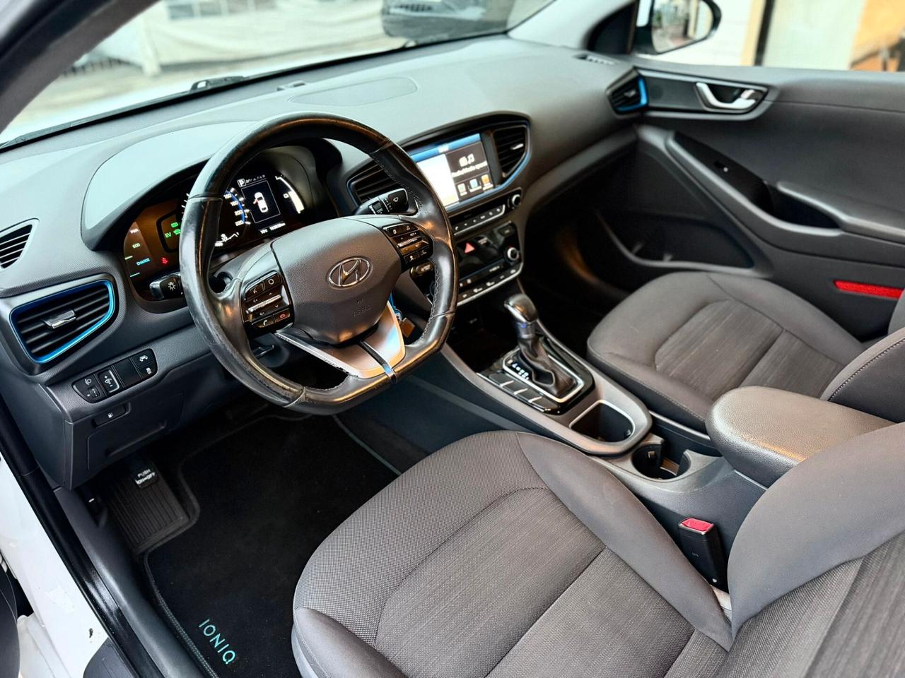 Hyundai Ioniq 1.6 Hybrid DCT Style