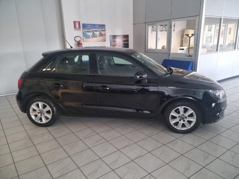 AUDI A1/S1 A1 SPB 1.6 TDI Attraction