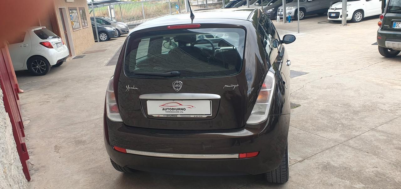 Lancia Ypsilon 1.3 MJT 75 CV Oro