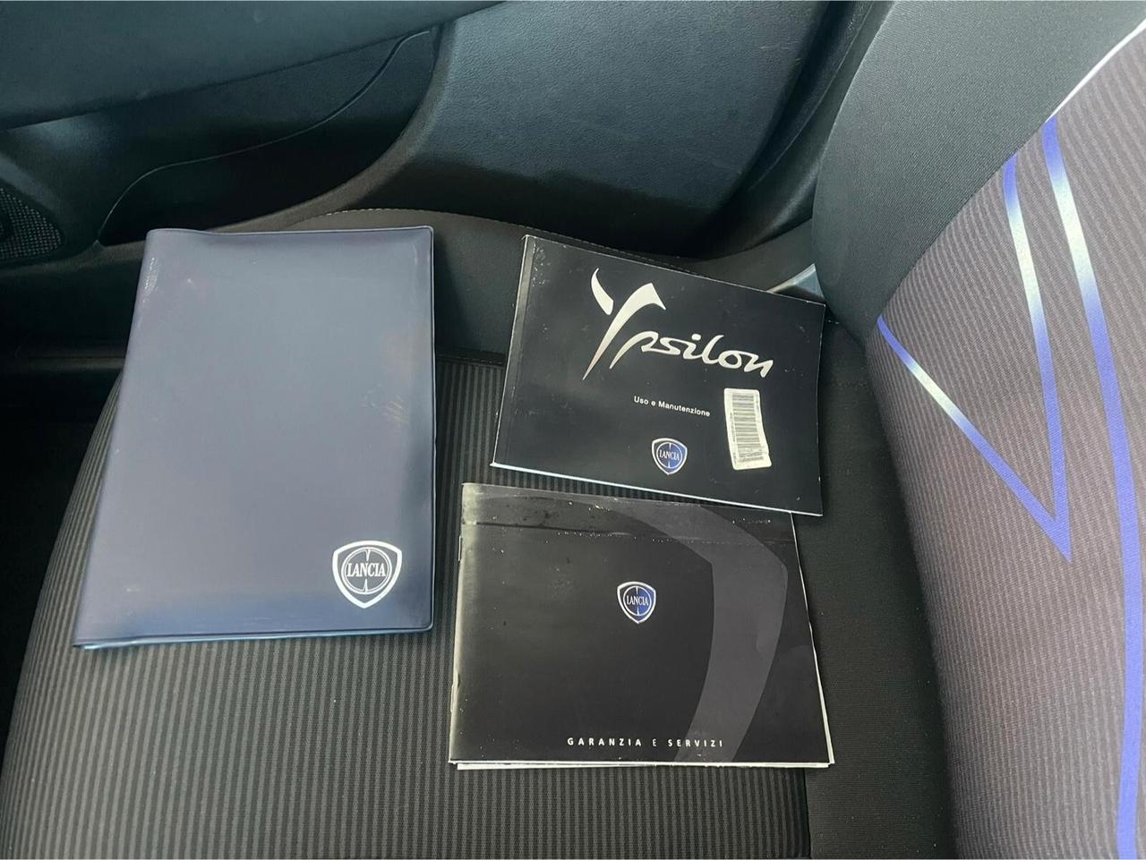 Lancia Ypsilon 1.3 MJT 16V 95 CV 5 porte