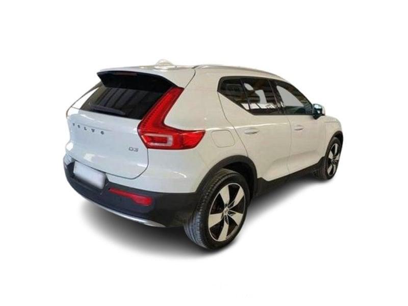 Volvo XC40 D3 150 CV Automatica LED Momentum