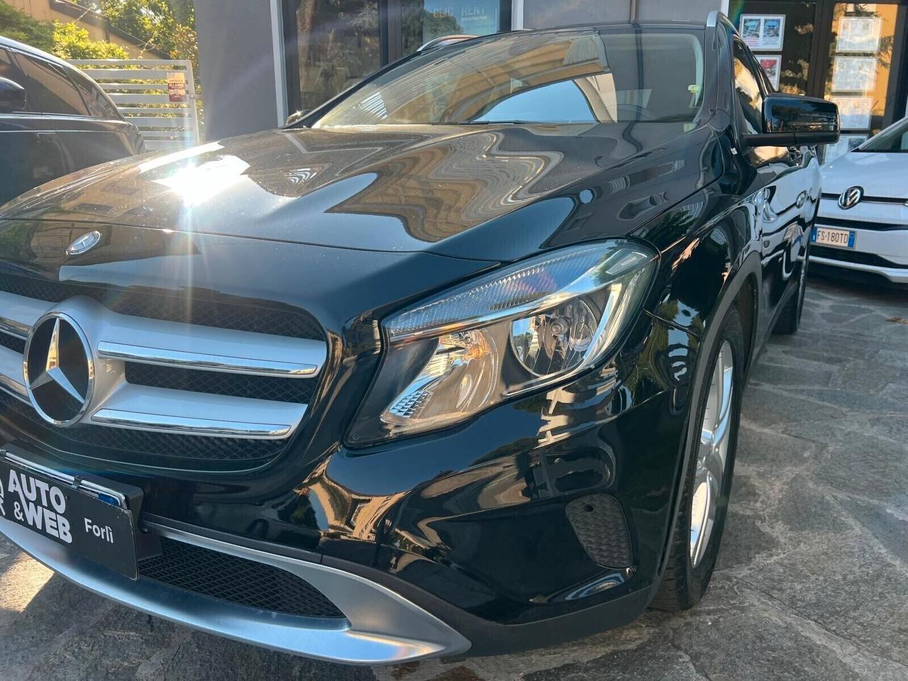 MERCEDES GLA 180 D SPORT ZERO ANTICIPO