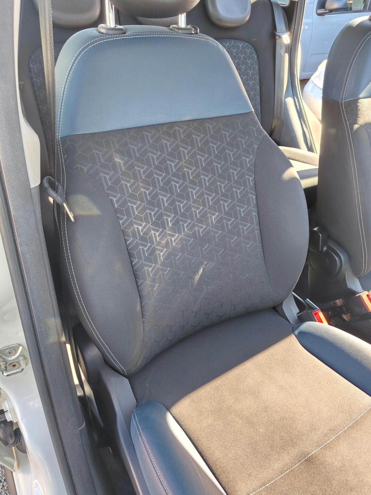 Fiat Panda 2022 - 1.0 FireFly S&S Hybrid City Cross Lb automobili