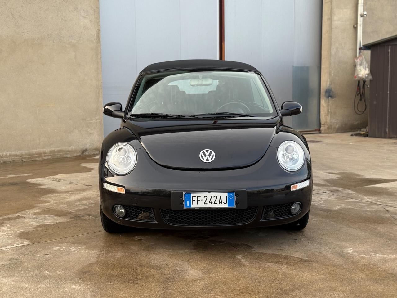 Volkswagen New Beetle 1.4 16V Cabrio