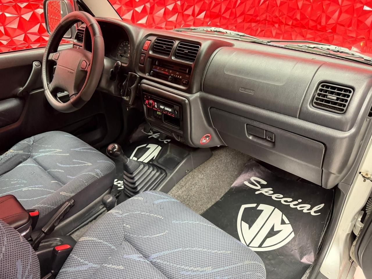 Suzuki Jimny 1.3i 16V cat 4WD JLX Mode