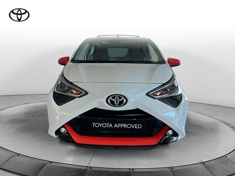 Toyota Aygo 004282 1.0 VVT-i 72 CV 5 porte x-wave orange