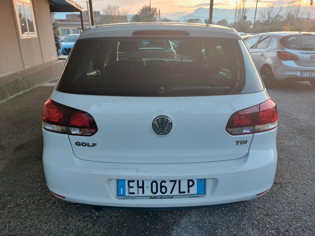 Volkswagen Golf 1.6 TDI DPF DSG 3p. Highline