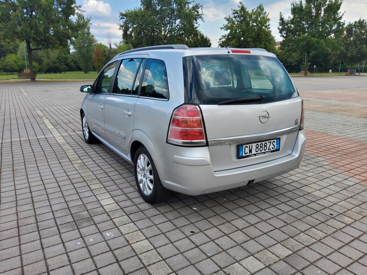 Opel Zafira 1.9 CDTI 120CV Cosmo
