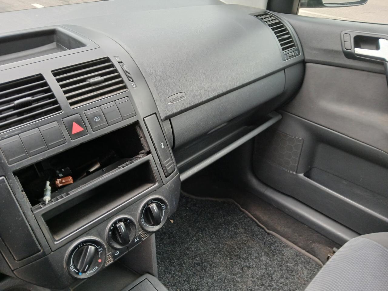 Volkswagen Polo 1.4 Per Neopatentati