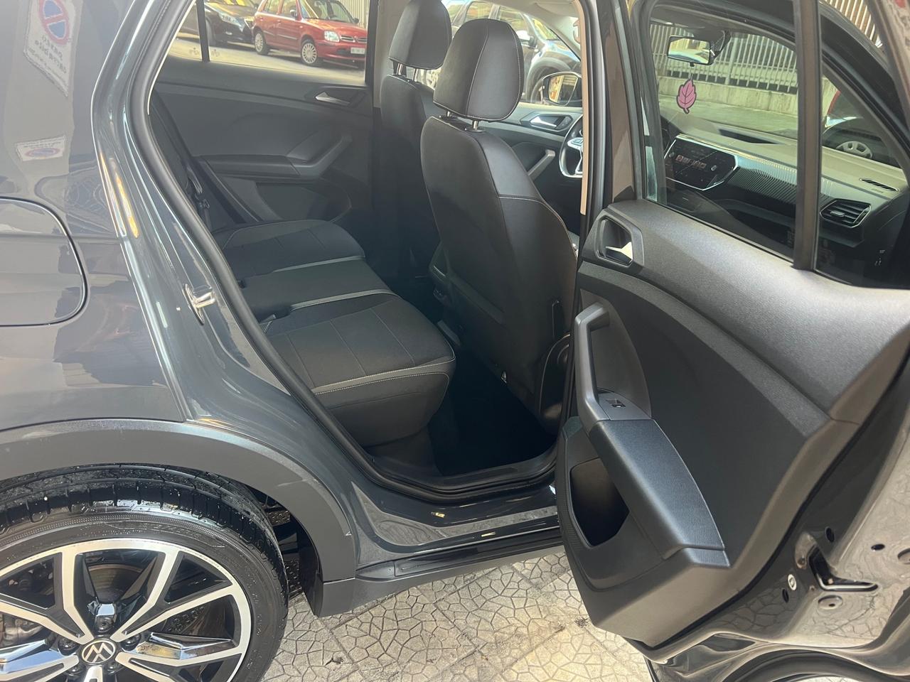 Volkswagen T-Cross 1.0 TSI 110 CV Style LED virtual