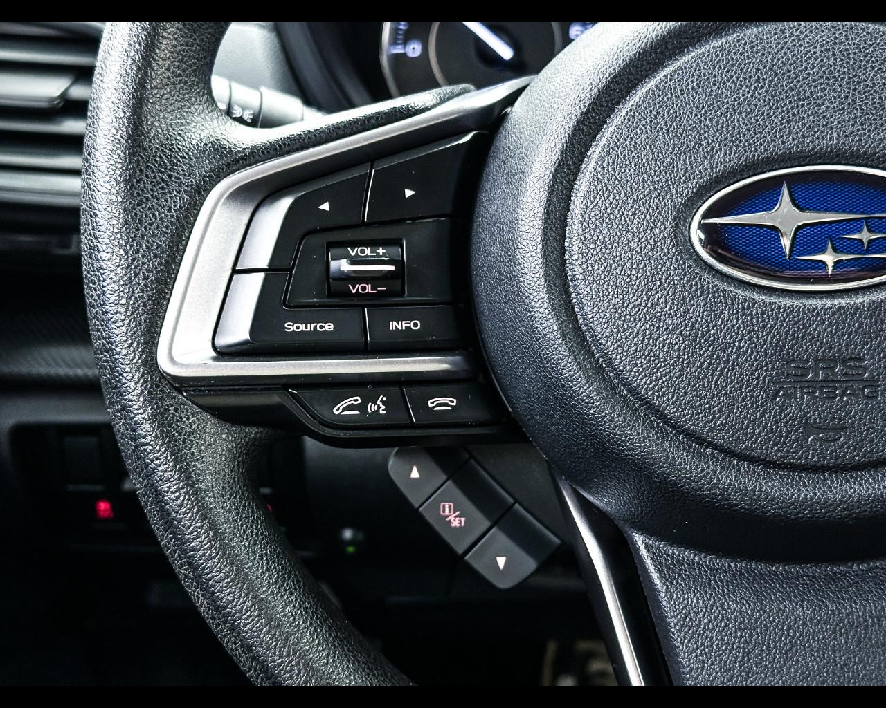 SUBARU Impreza 1.6i Lineartronic Pure