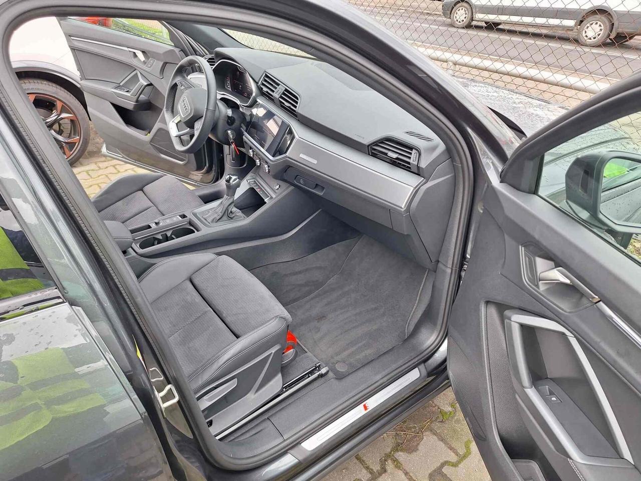 Audi Q3 SPB 35 TFSI S tronic line FARI MATRIX SENSORI VIRTUAL COCKPIT PRO