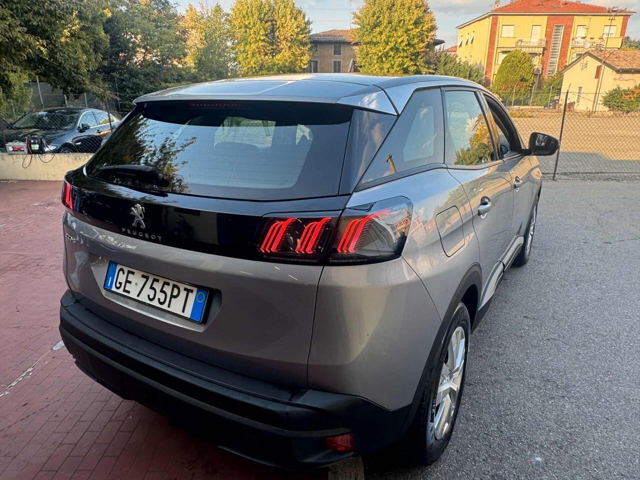 Peugeot 2008 Anno 2021 1.5 Diesel 139.000 KM
