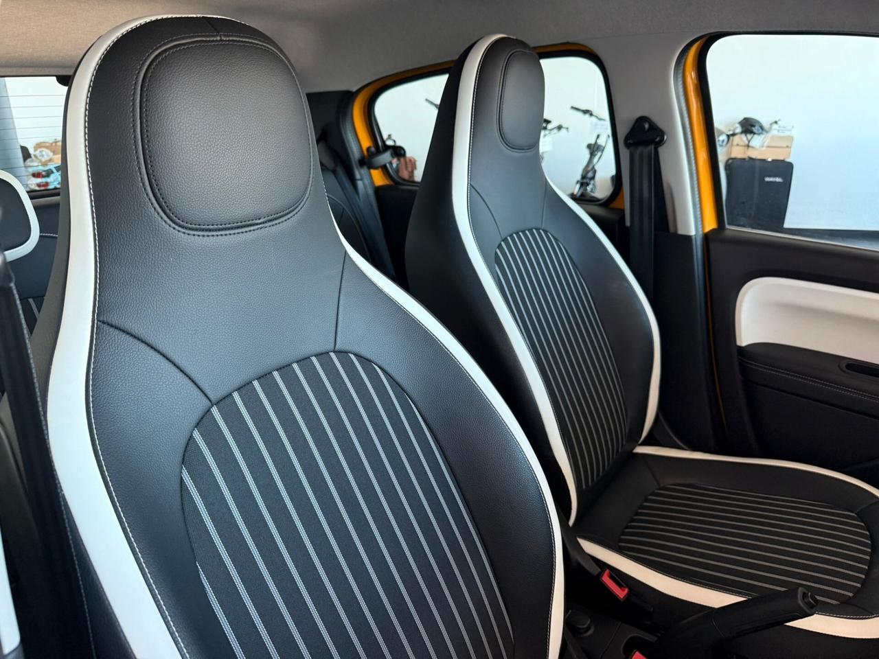 Renault Twingo 1.0 SCE 73 CV Duel