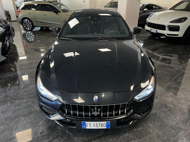 MASERATI Ghibli V6 430 CV Gransport SQ4