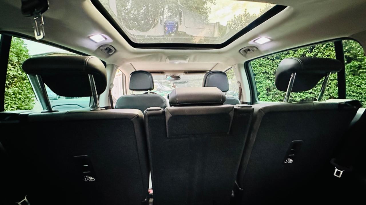 Opel Zafira Tourer 2.0 CDTi 130CV. 7 posti. Multispazio