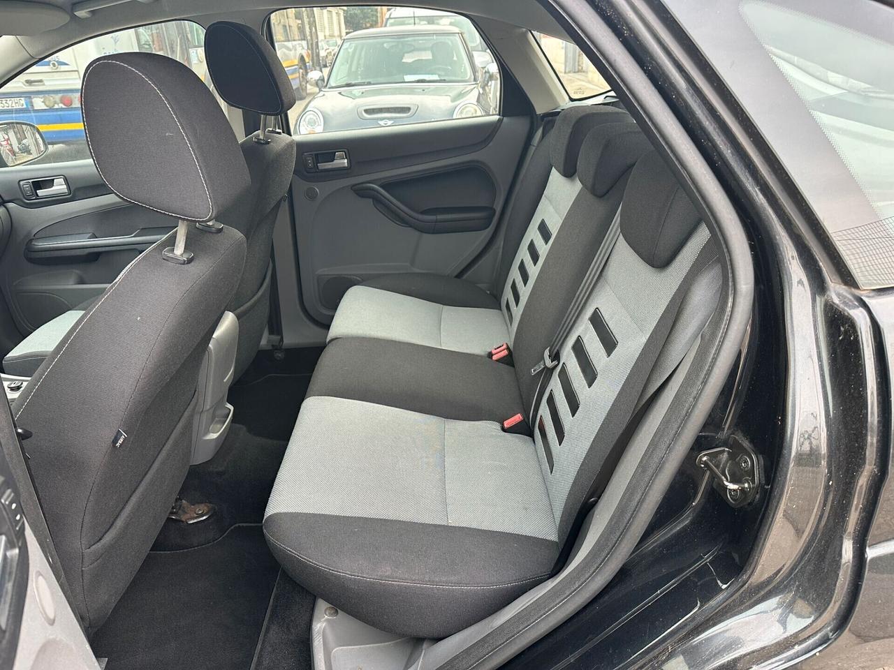 Ford Focus 1.6 TDCi (110CV) 5p. Tit. DPF